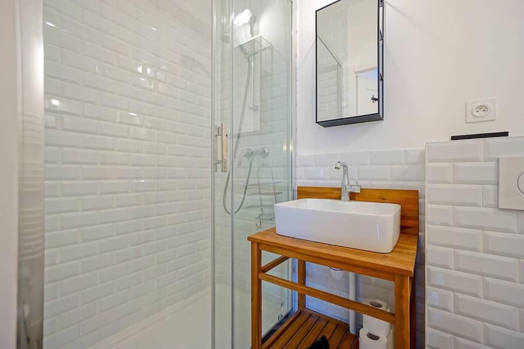 Elegant Appartement Dans Le Marais - Paris 3 Экстерьер фото